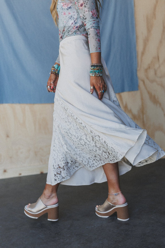 Heavenly Haze Lace Skirt - Dove - Pre Order