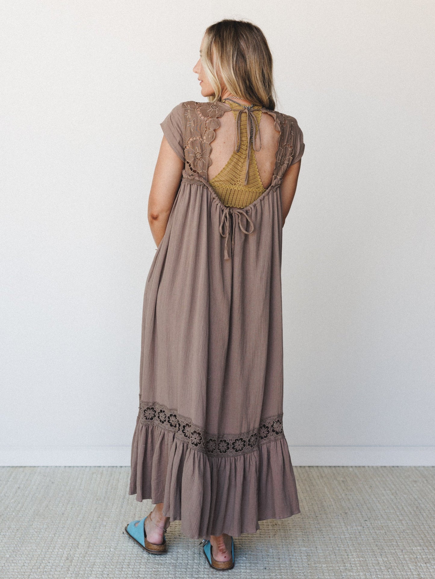 Lavender Loom Dress - Mocha