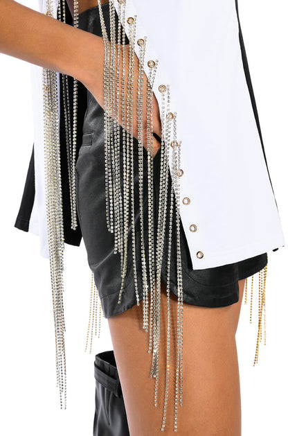 ABOVE AVERAGE HALF HALF CHAIN DETAIL OVERSIZED TEE