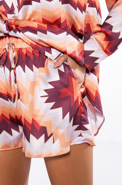 ADVENTURER LOSE FITTED BUTTON UP AND SHORTS SET