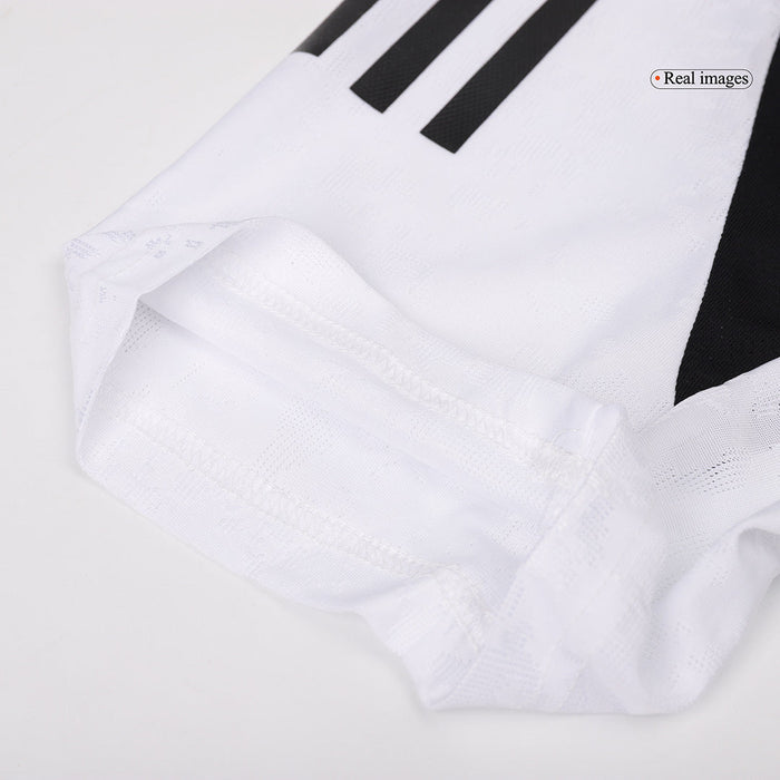 Authentic VLAHOVI? #9 Juventus Home Soccer Jersey 2024/25 - Save The Children Sponsor